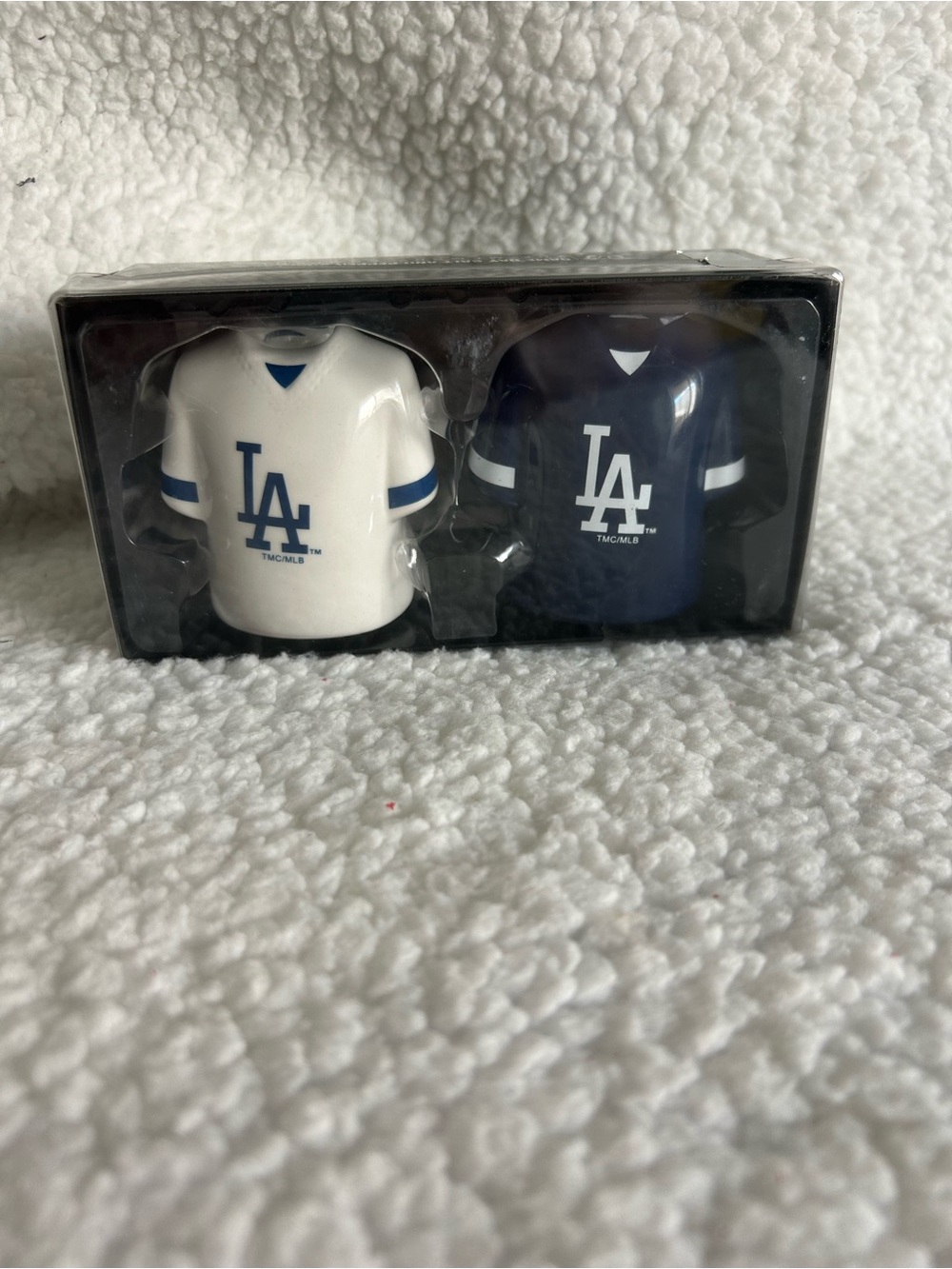 Los Angeles Dodgers Mini Jersey Salt and Pepper Shakers - White & Navy